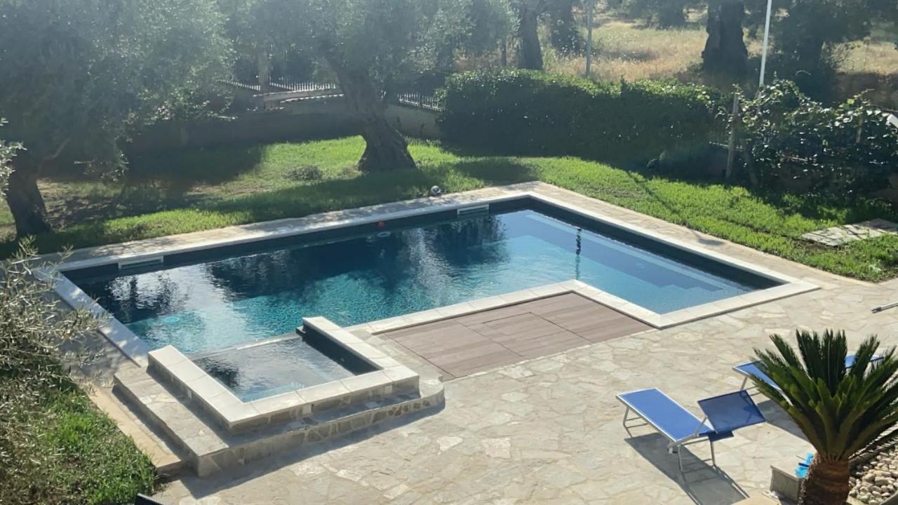 B&B Oliveto กาแซร์ตา ภายนอก รูปภาพ
