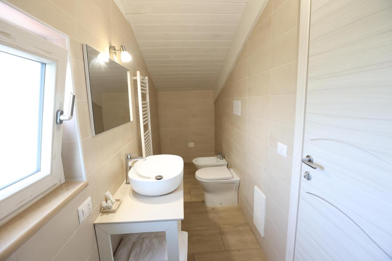 B&B Oliveto กาแซร์ตา ภายนอก รูปภาพ