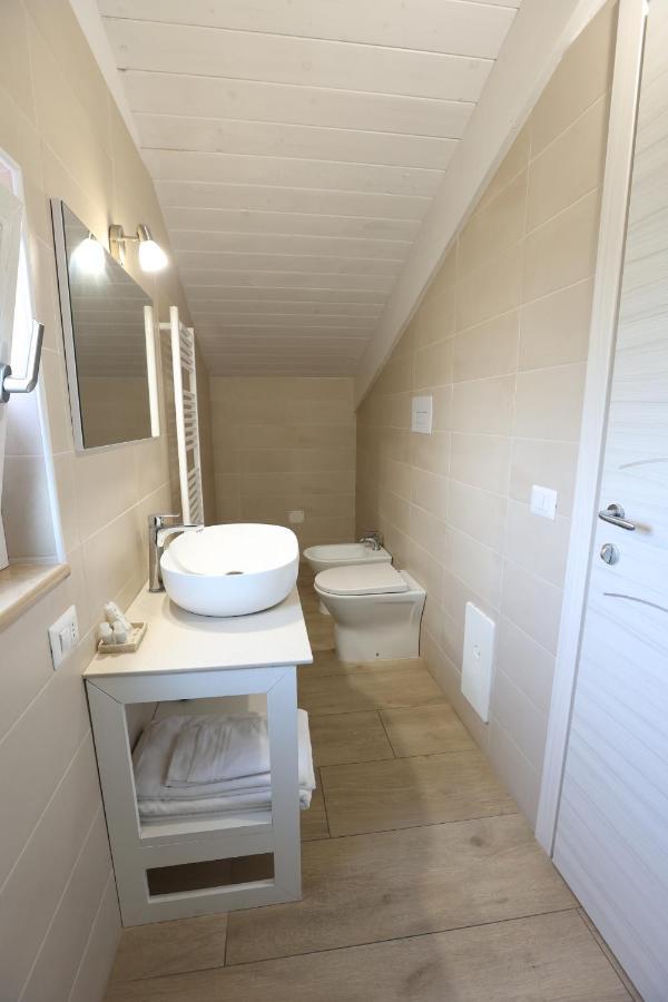 B&B Oliveto กาแซร์ตา ภายนอก รูปภาพ